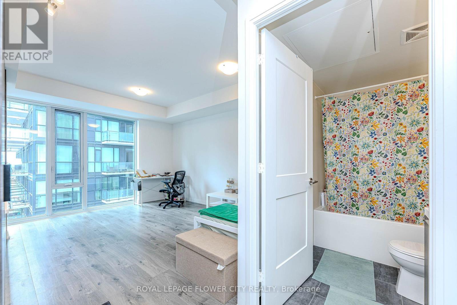 2115 - 8 Widmer Street, Toronto, ON - Indoor