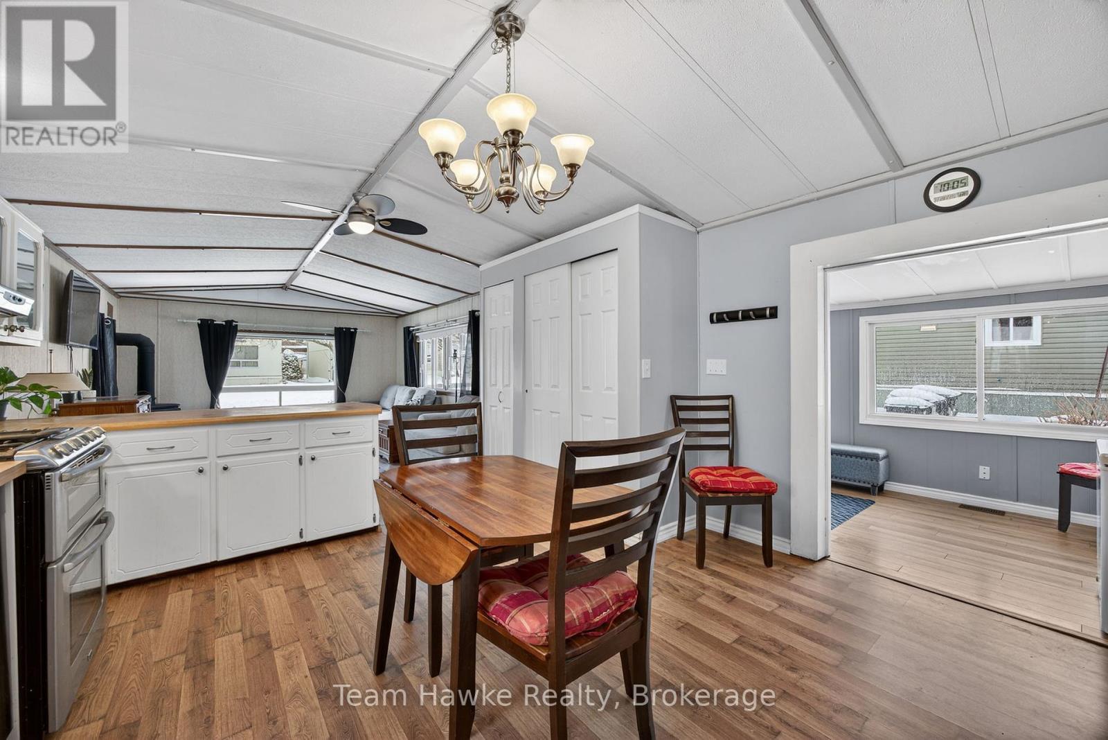 44 Northland Drive, Midland, ON - Indoor