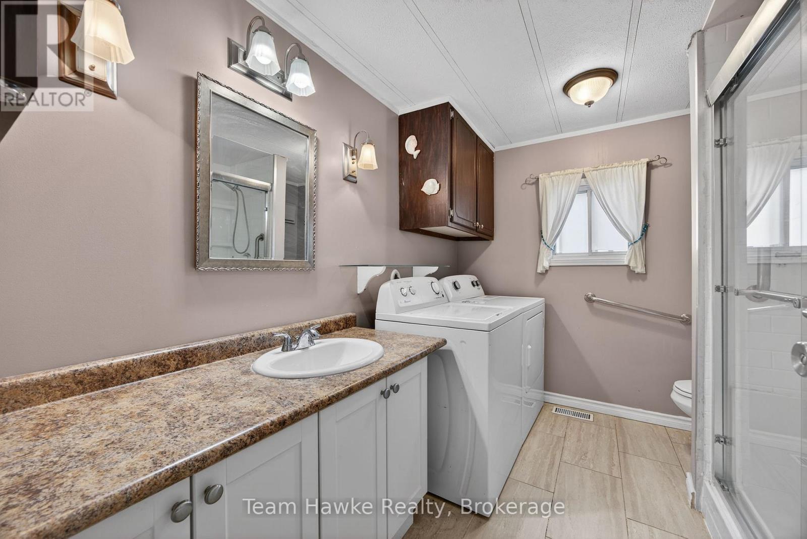 44 Northland Drive, Midland, ON - Indoor Photo Showing Other Room