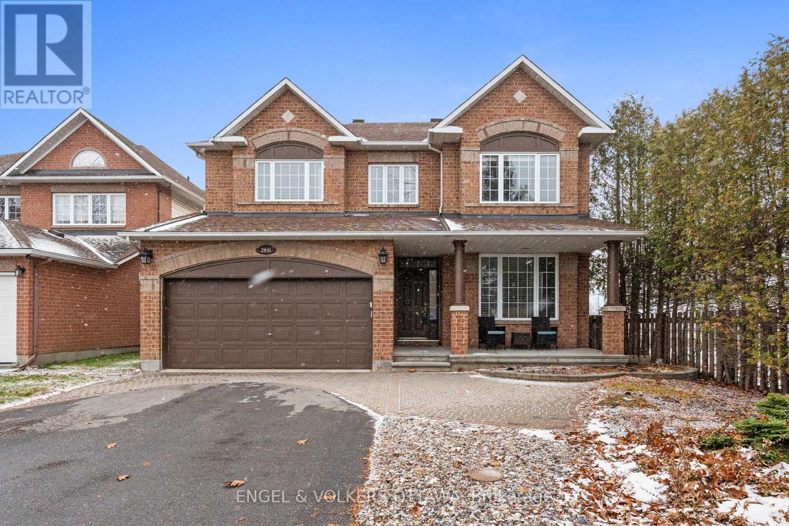 2931 Shadow Hill Crescent, Ottawa, ON - Outdoor With Facade