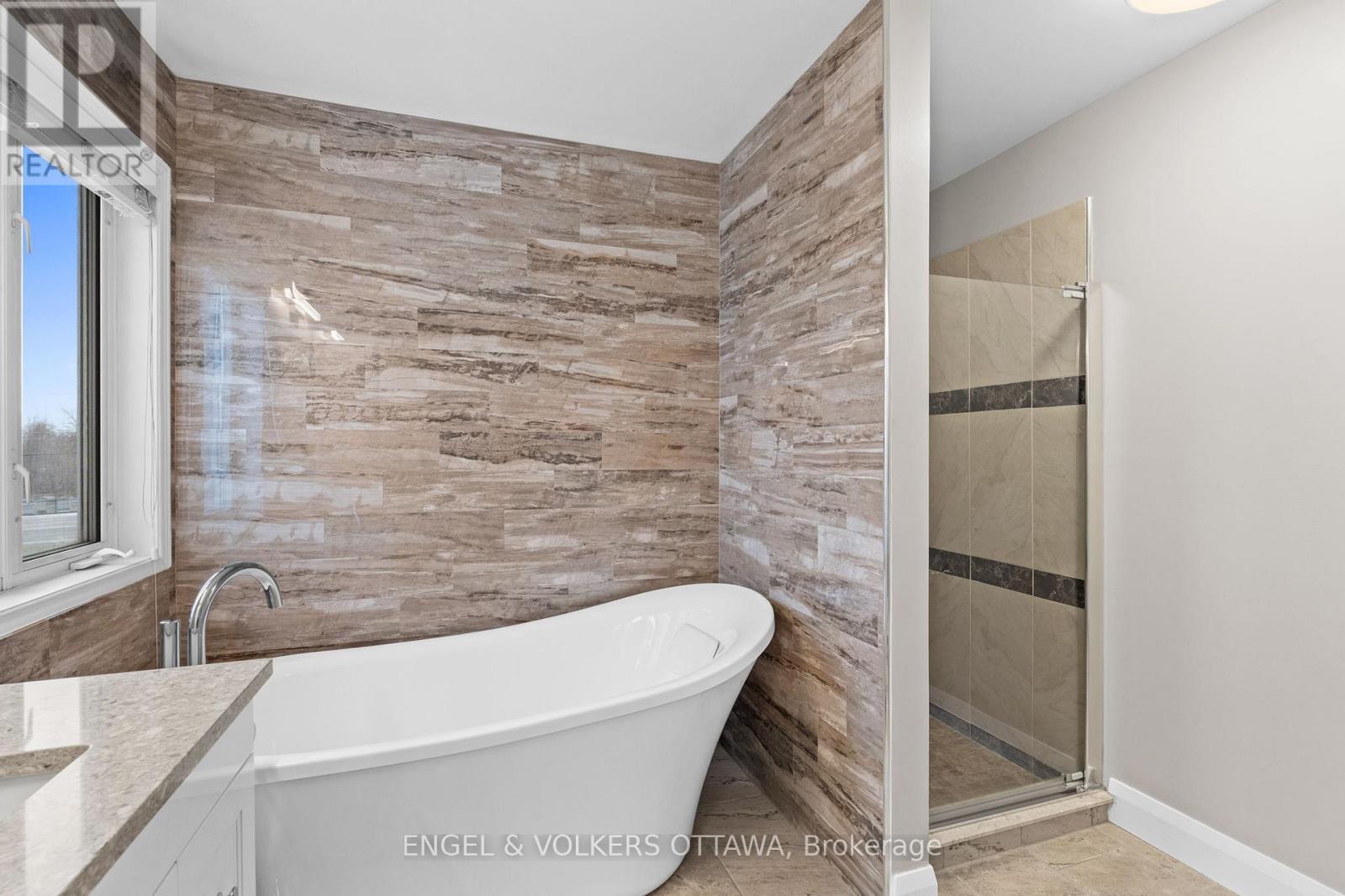 2931 Shadow Hill Crescent, Ottawa, ON - Indoor Photo Showing Bathroom
