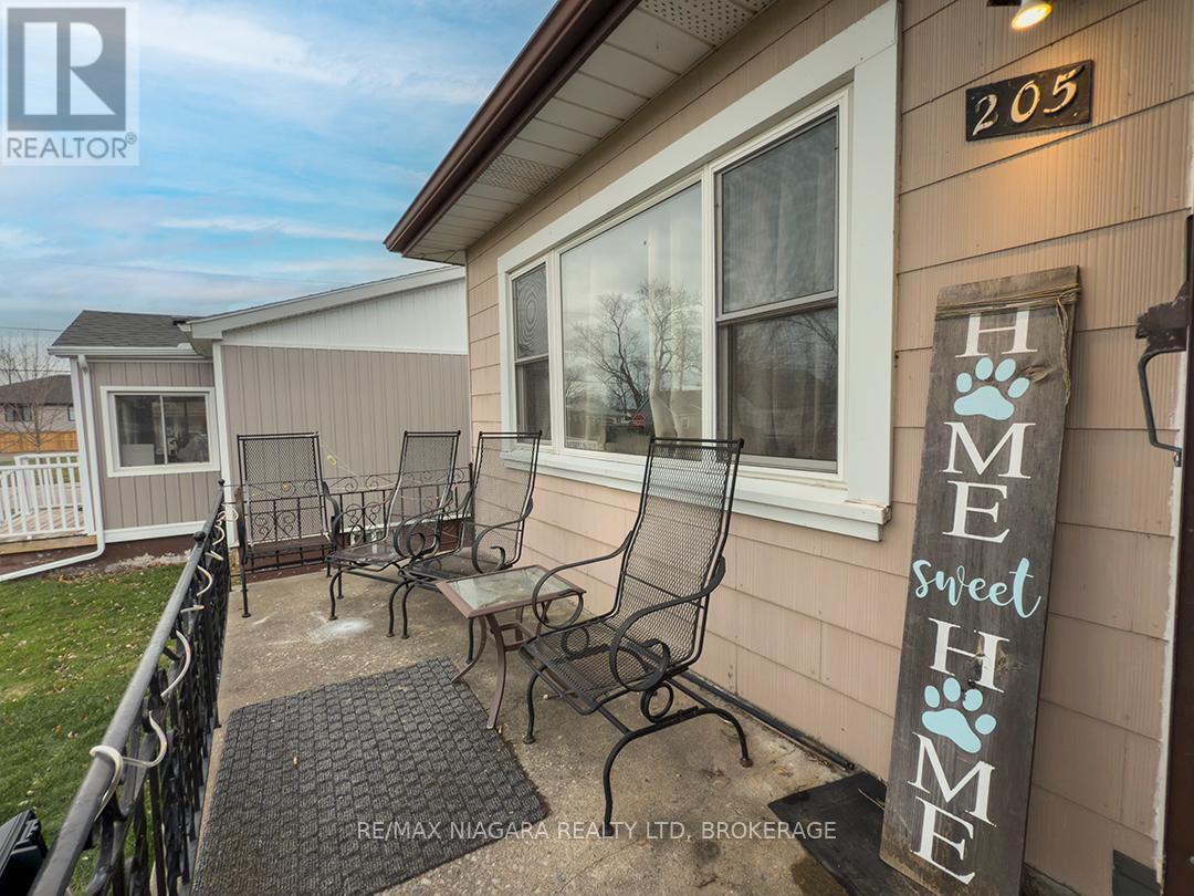 205 Borden Avenue, Port Colborne (Main Street), ON - Outdoor With Deck Patio Veranda