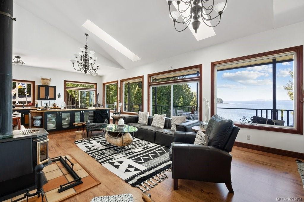 777 Mine Rd, Lasqueti Island, BC