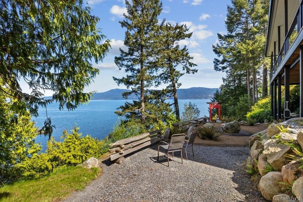 777 Mine Rd, Lasqueti Island, BC