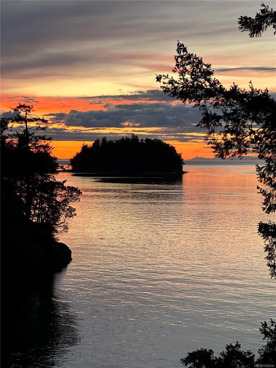 777 Mine Rd, Lasqueti Island, BC