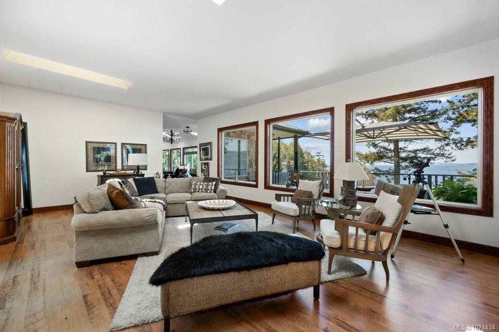 777 Mine Rd, Lasqueti Island, BC