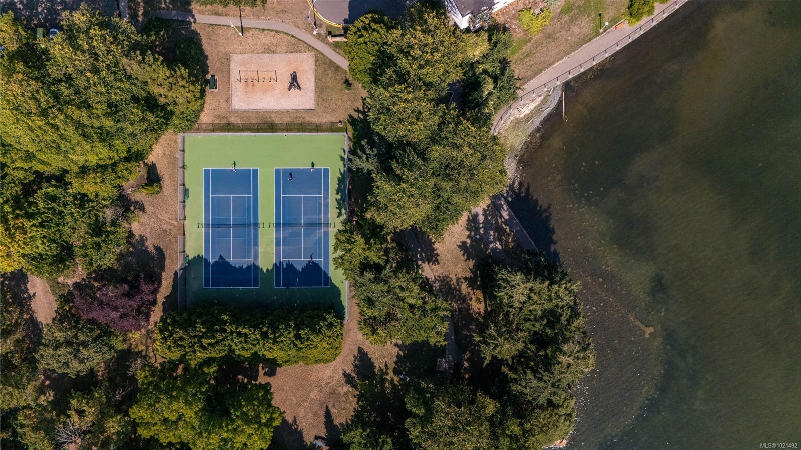 6-820 Dunsmuir Rd, Esquimalt, BC