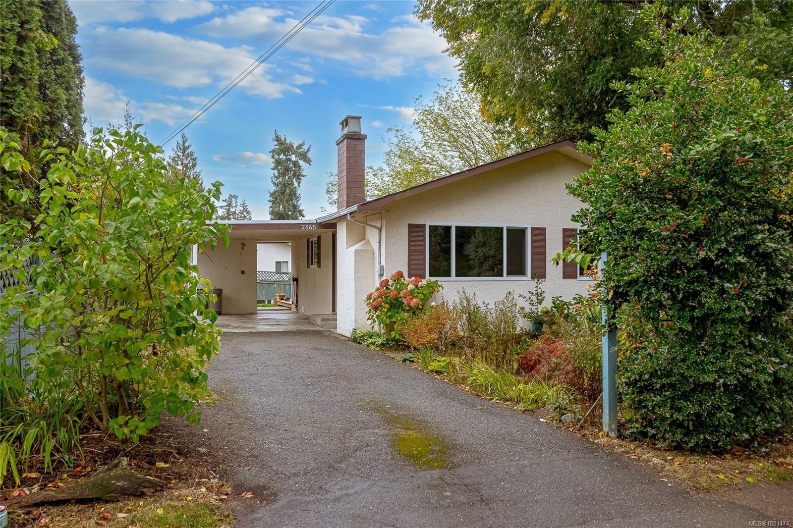 2365 Lovell Ave, Sidney, BC