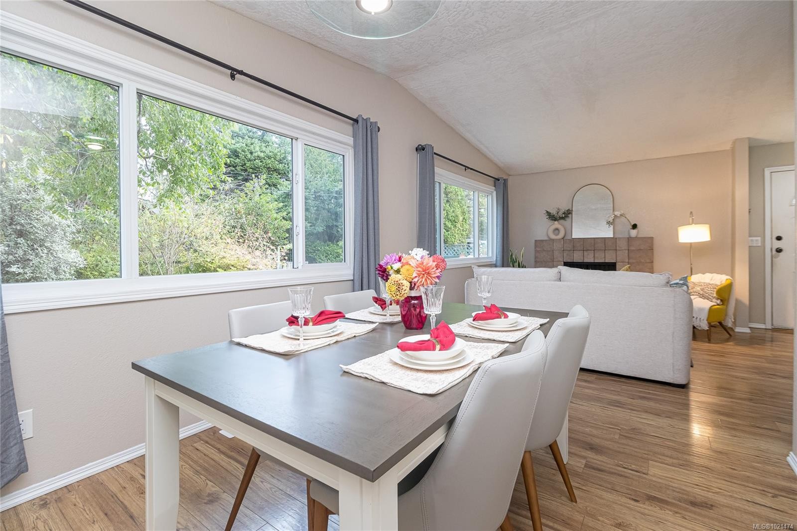 2365 Lovell Ave, Sidney, BC