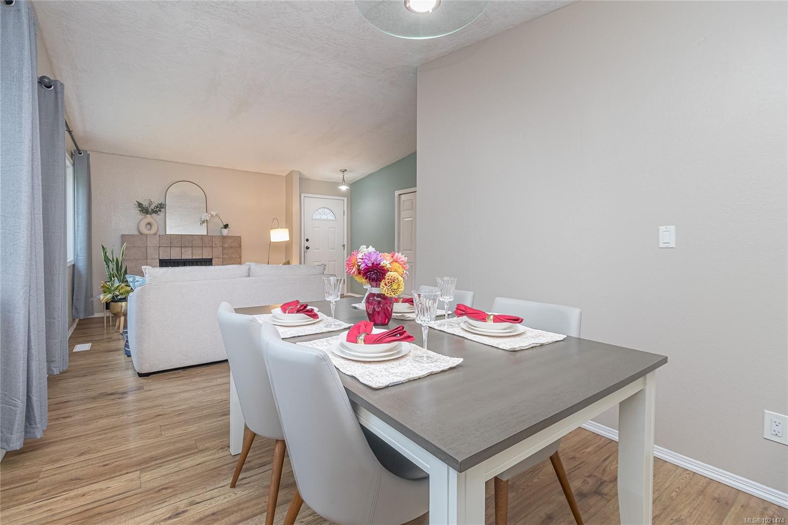 2365 Lovell Ave, Sidney, BC