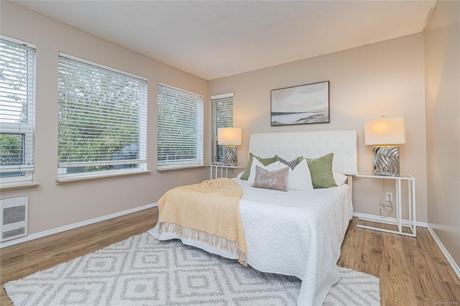 2365 Lovell Ave, Sidney, BC