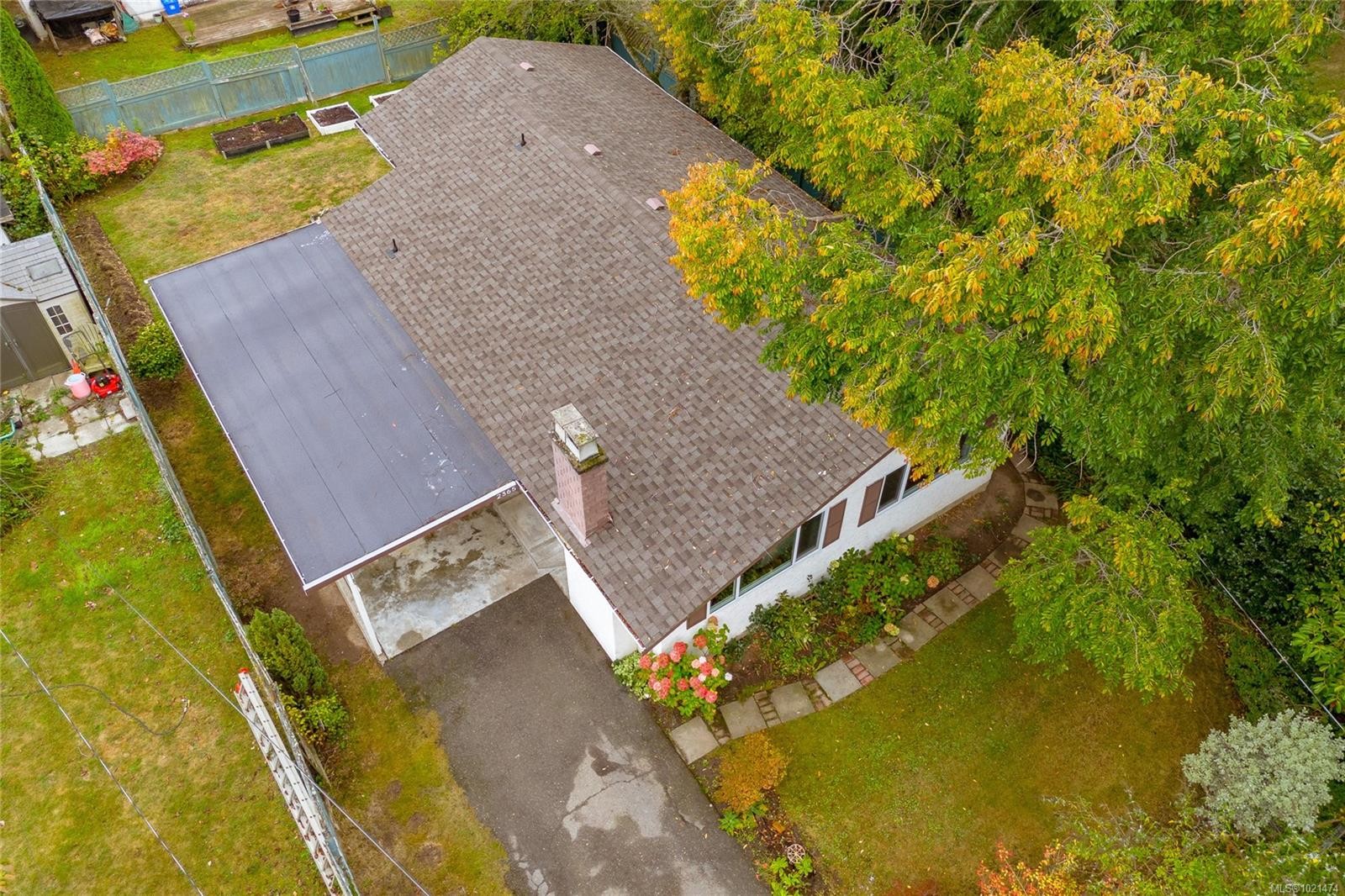 2365 Lovell Ave, Sidney, BC