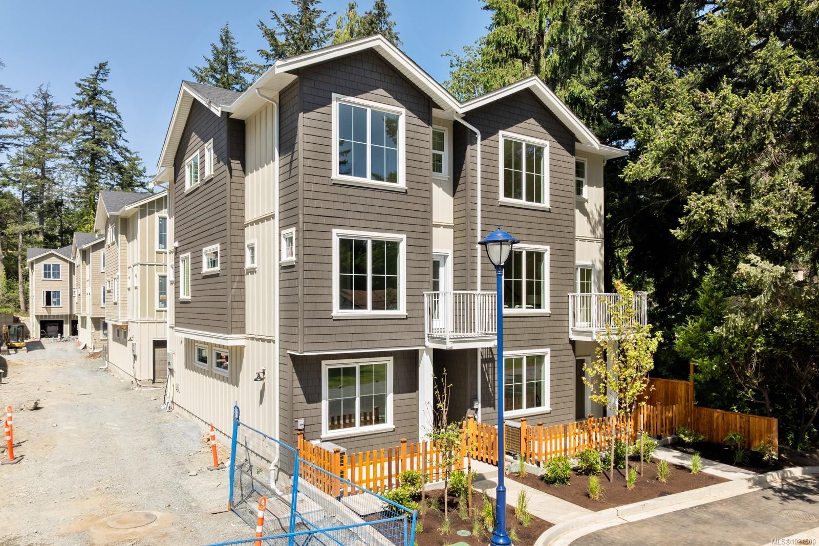 204-2770 Vantilburg Cres, Langford, BC