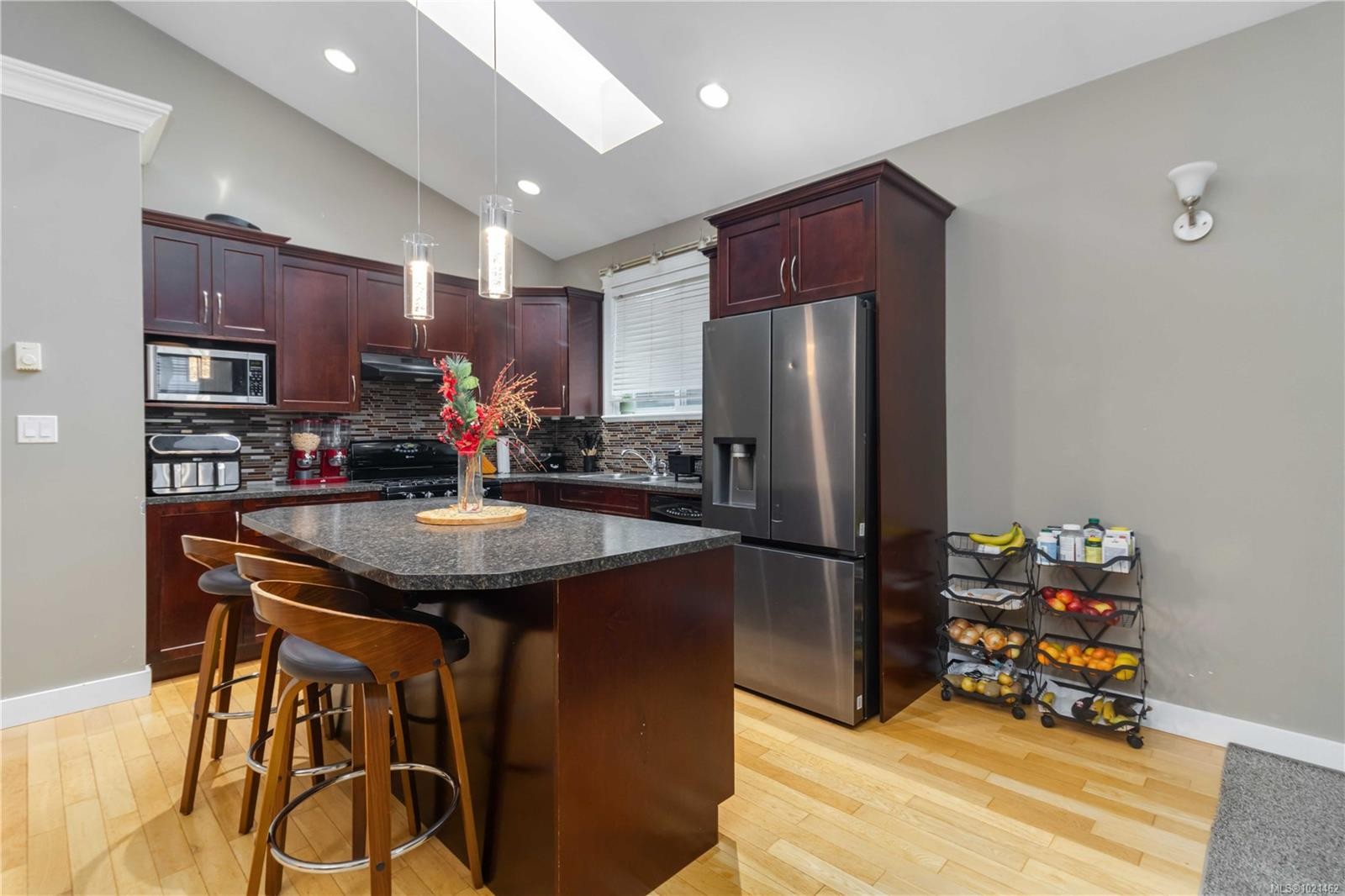 909 Cavalcade Terr, Langford, BC