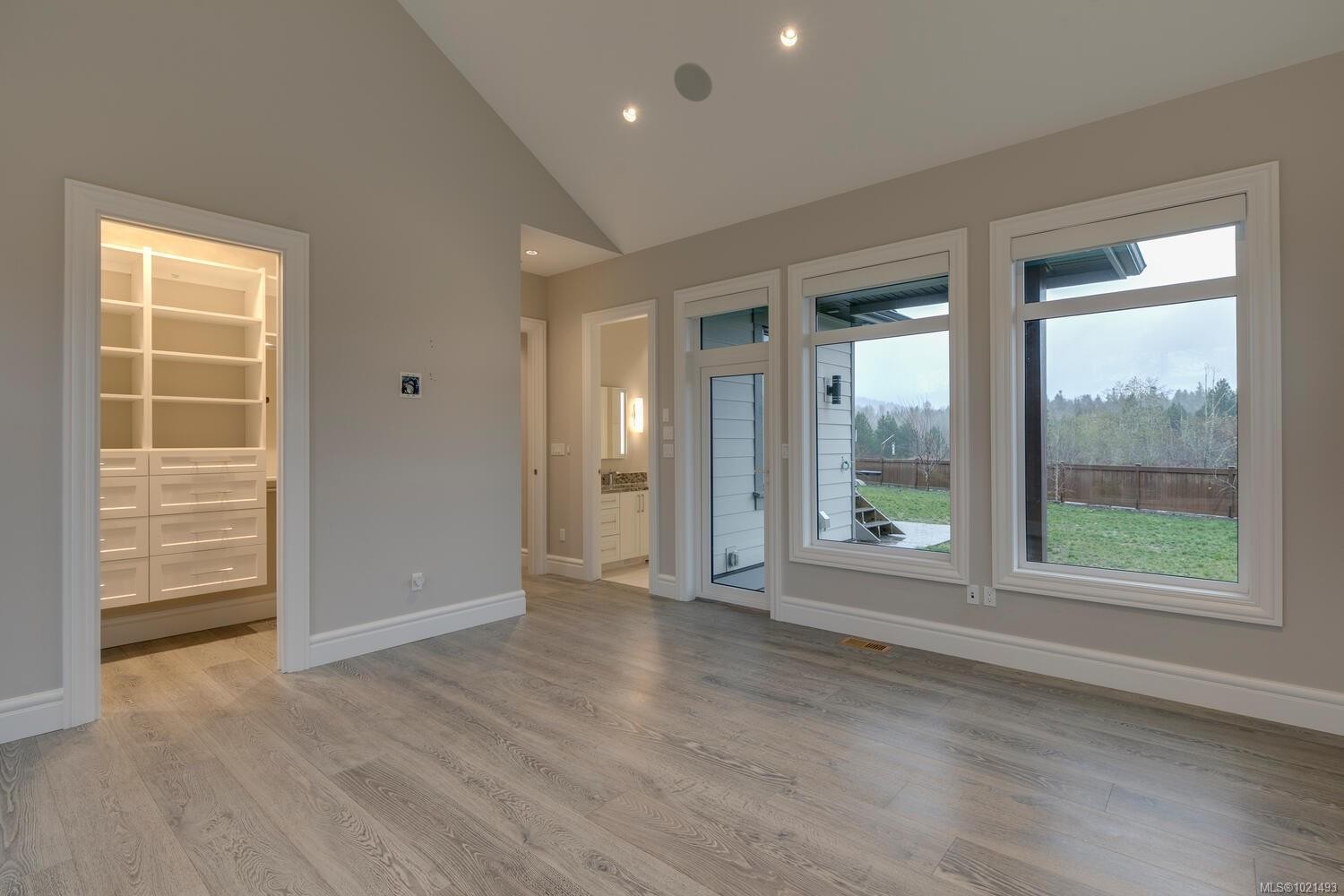 776 Hirst Ave, Parksville, BC