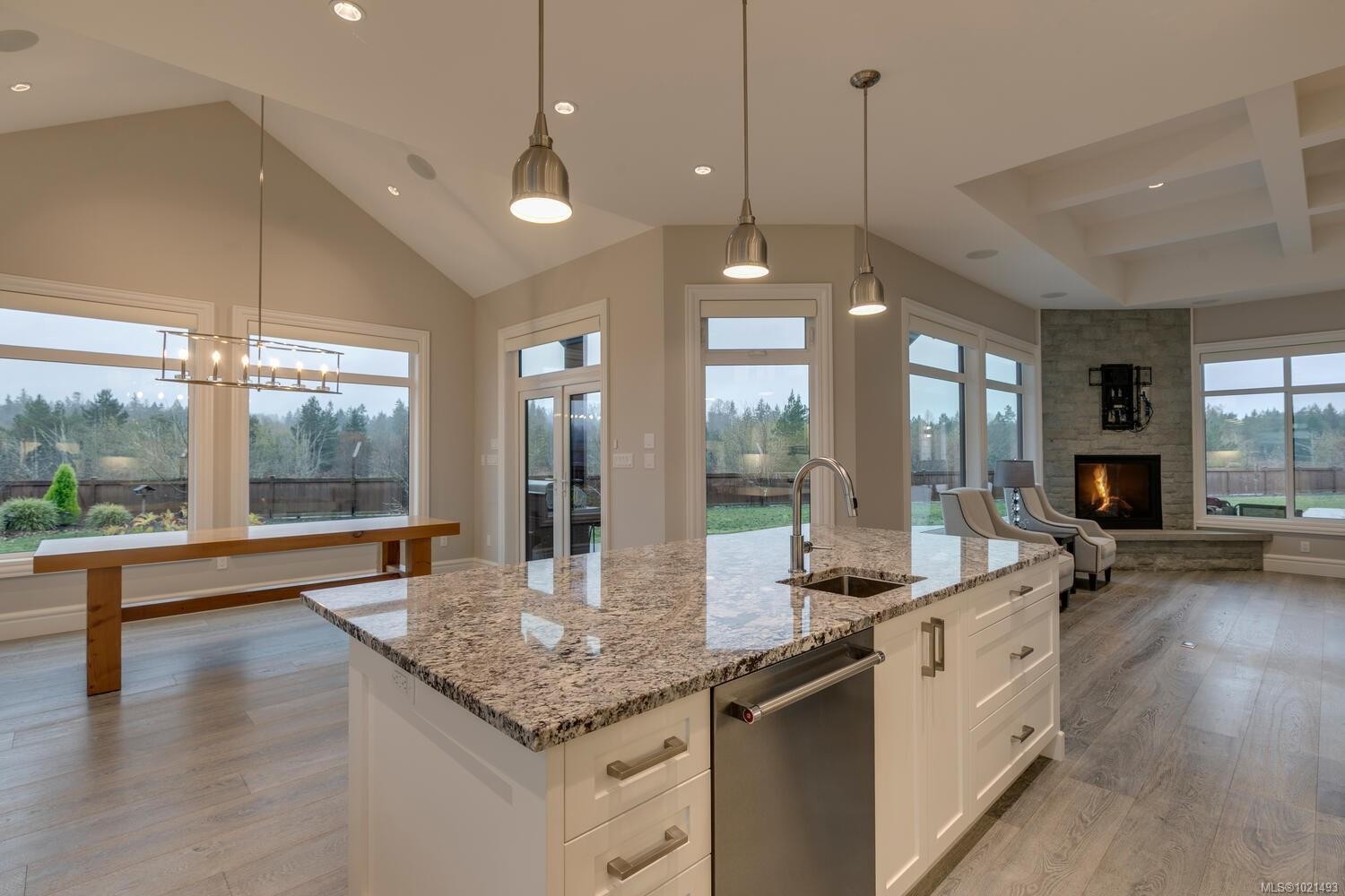 776 Hirst Ave, Parksville, BC