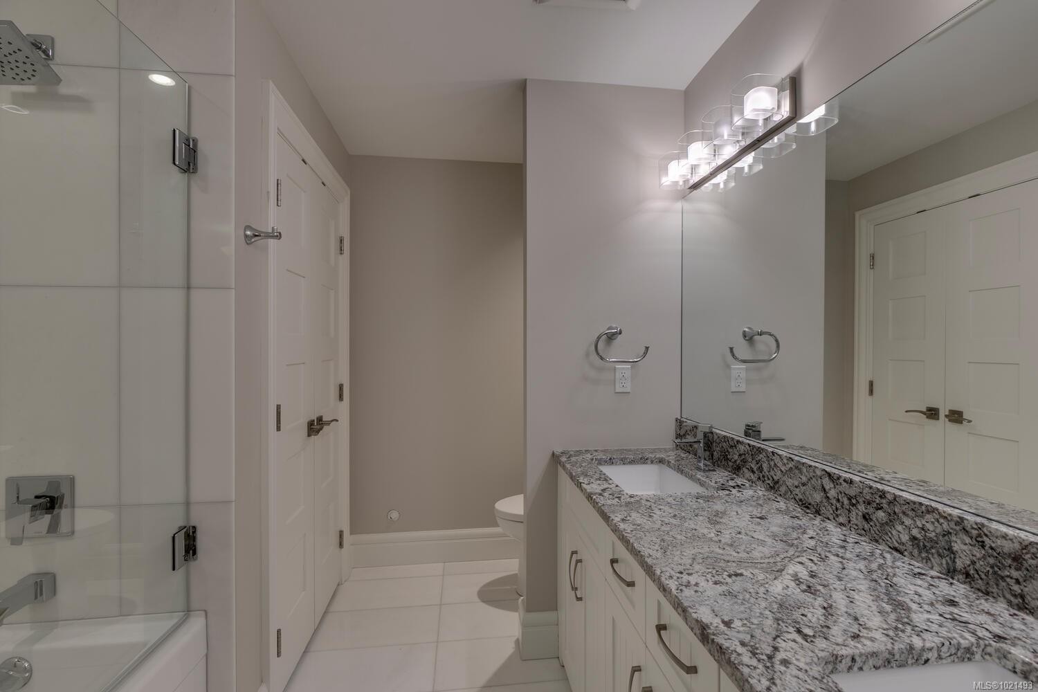 776 Hirst Ave, Parksville, BC