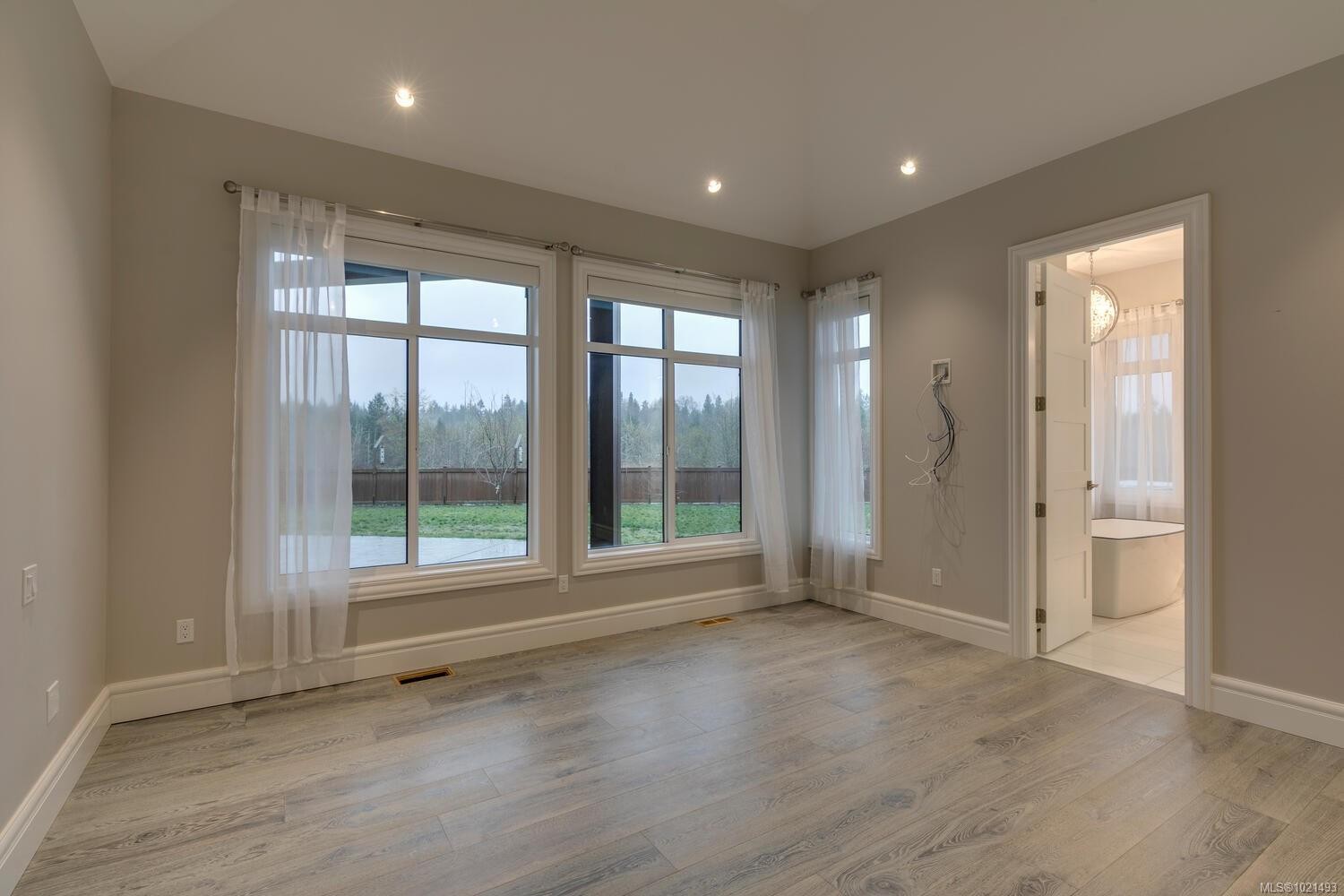 776 Hirst Ave, Parksville, BC