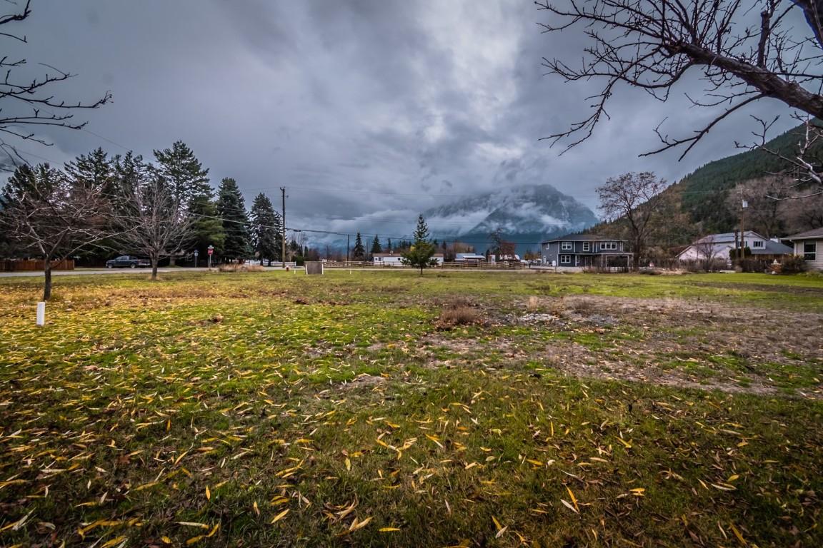 195 Hollywood Crescent, Lillooet, BC - Outdoor