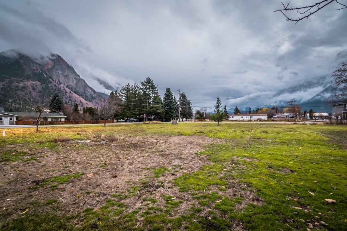 195 Hollywood Crescent, Lillooet, BC - Outdoor With View