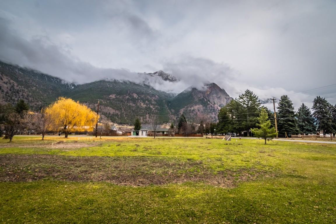 195 Hollywood Crescent, Lillooet, BC - Outdoor With View
