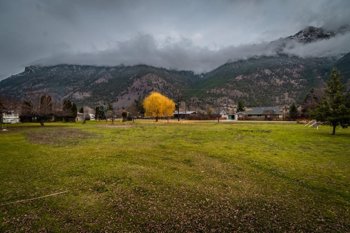 195 Hollywood Crescent, Lillooet, BC - Outdoor With View