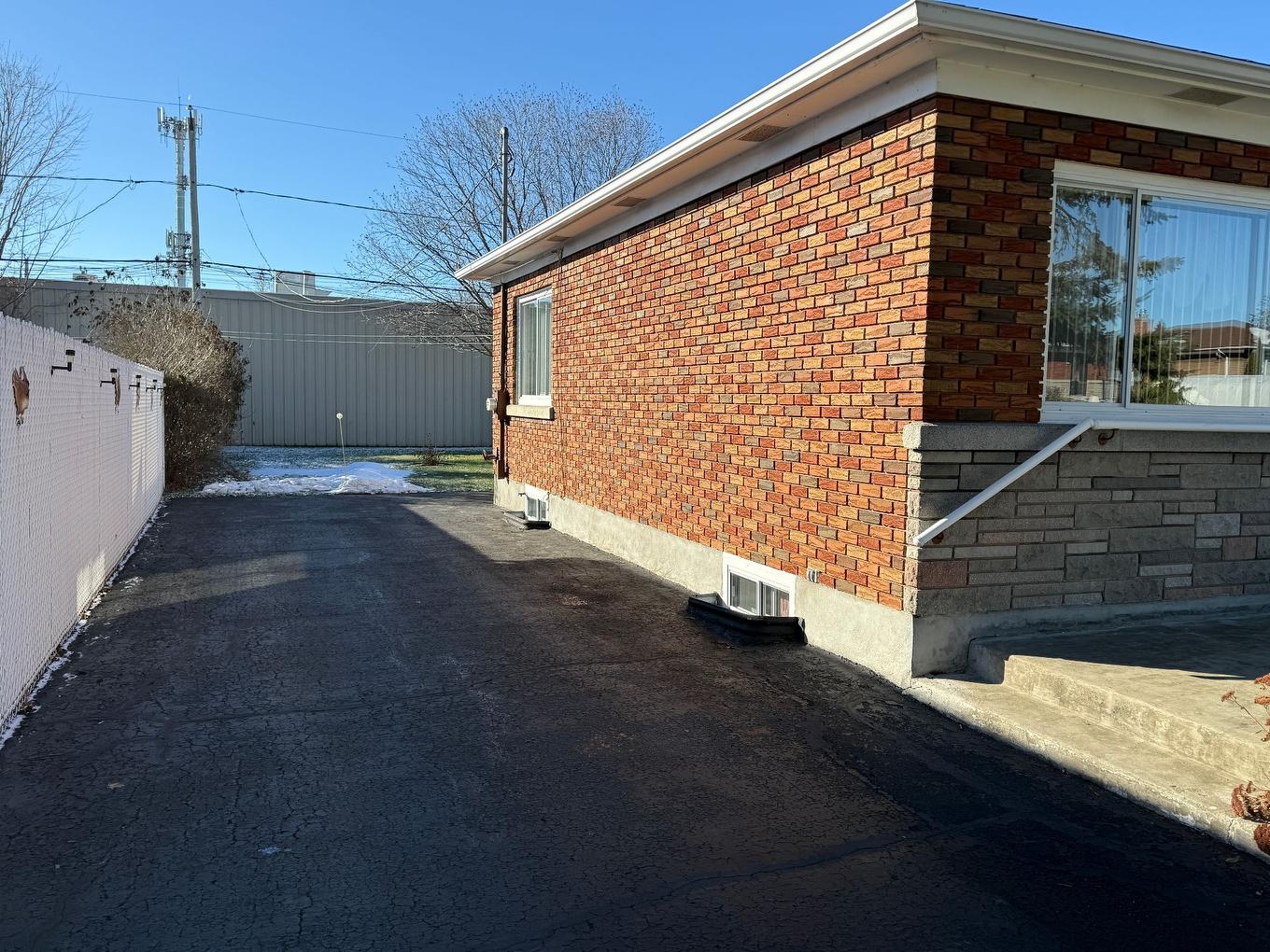 Stationnement - 4875 Rue Paquette, Laval (Auteuil), QC - Outdoor