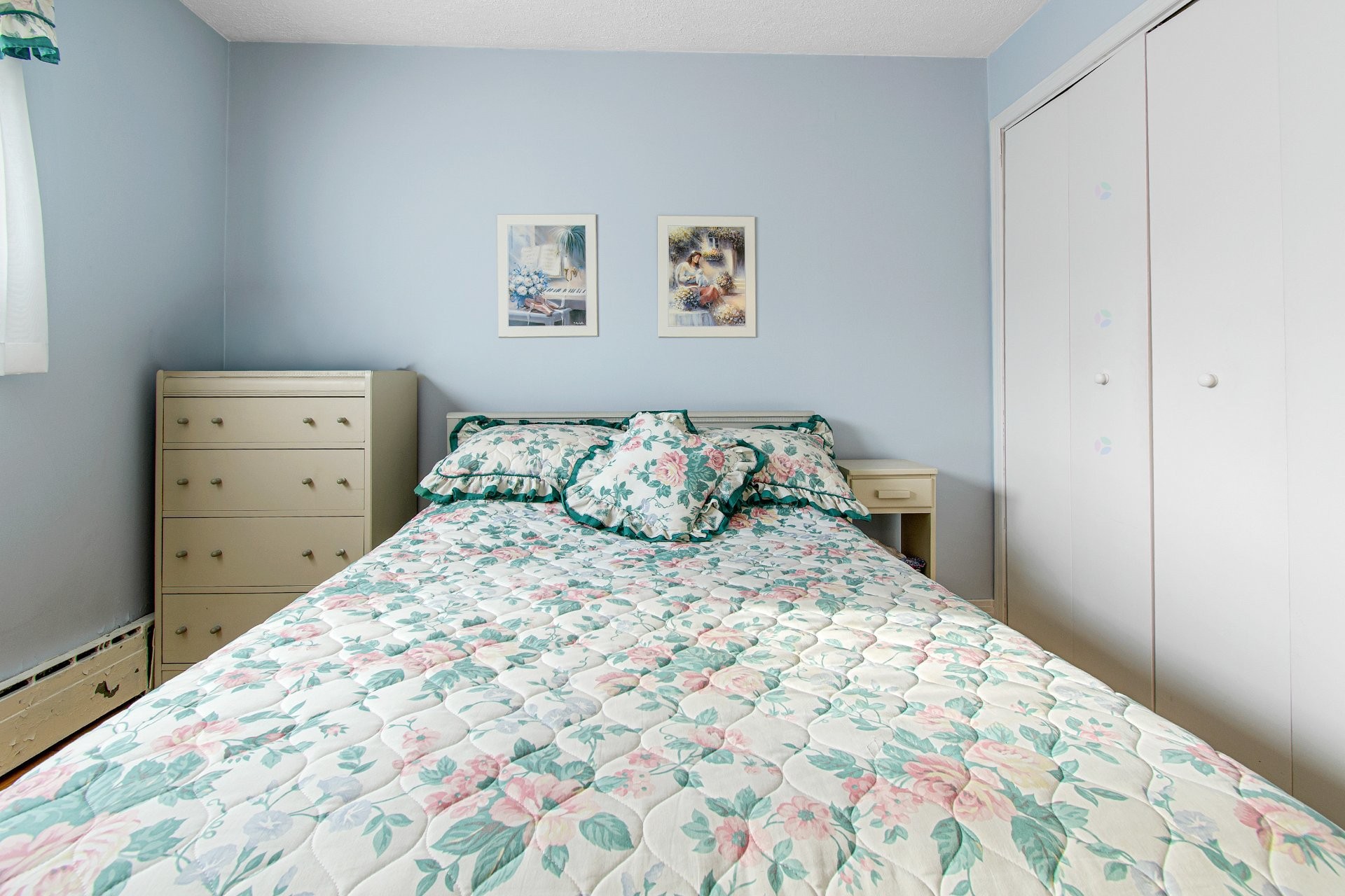 Bedroom - 328 Rue Fern, Lachute, QC - Indoor Photo Showing Bedroom
