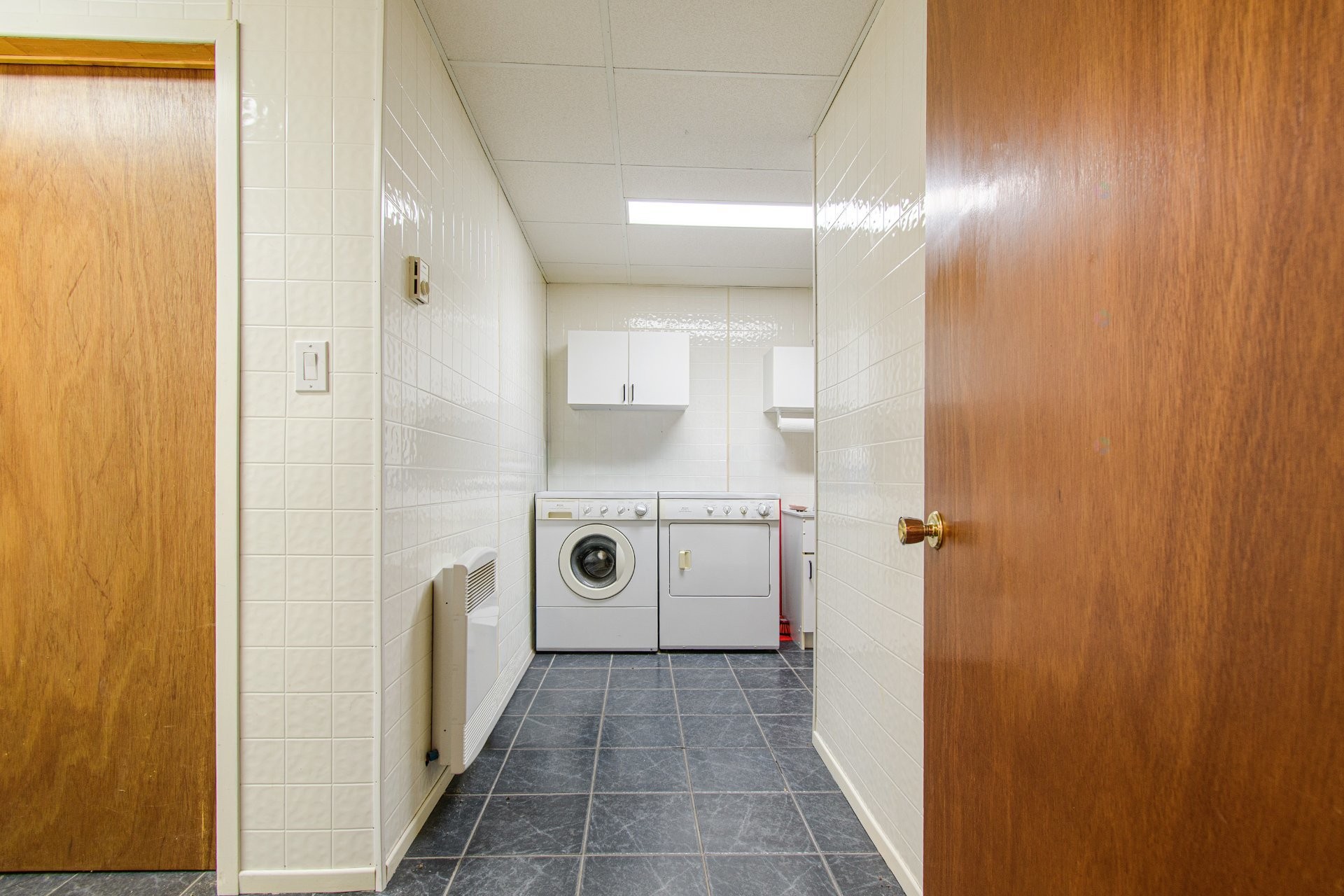 Laundry - 328 Rue Fern, Lachute, QC - Indoor Photo Showing Laundry Room