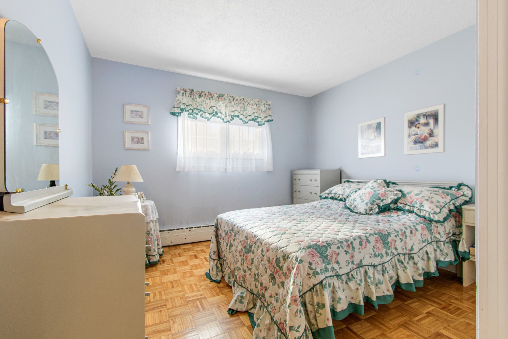 Bedroom - 328 Rue Fern, Lachute, QC - Indoor Photo Showing Bedroom