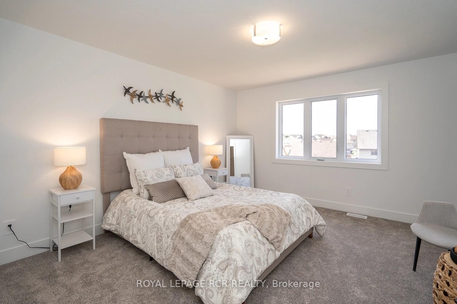 12-690 Broadway Avenue, Orangeville, ON - Indoor Photo Showing Bedroom
