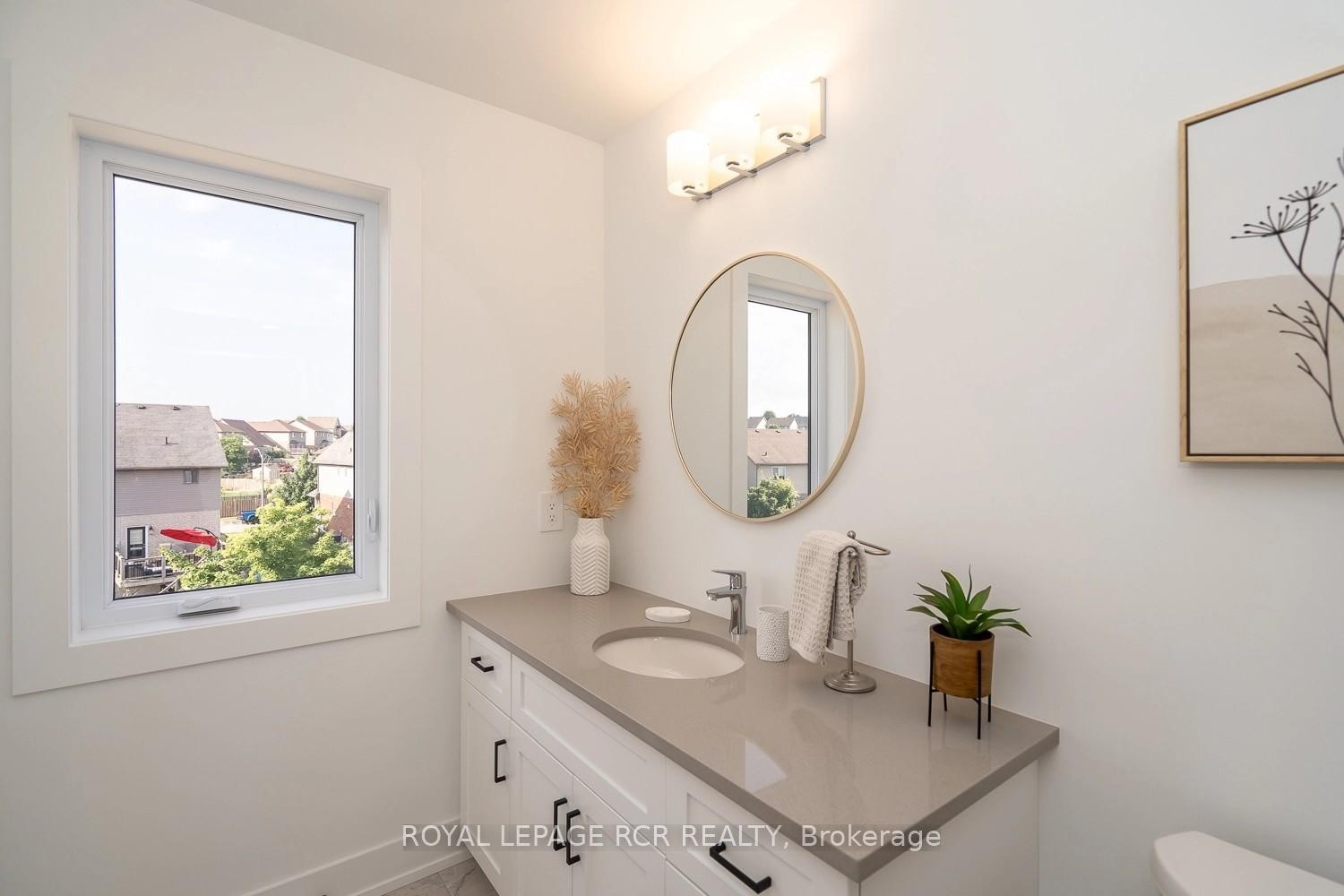12-690 Broadway Avenue, Orangeville, ON - Indoor Photo Showing Bathroom
