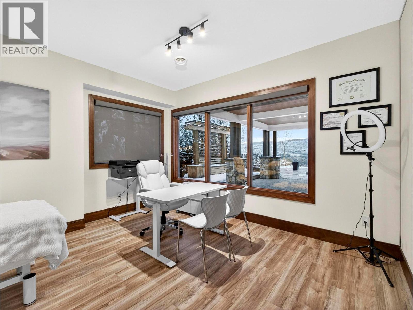 132 Sky Court, Kelowna, BC - Indoor