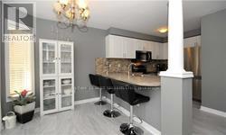 1086 Sprucedale Lane, Milton, ON - Indoor Photo Showing Kitchen