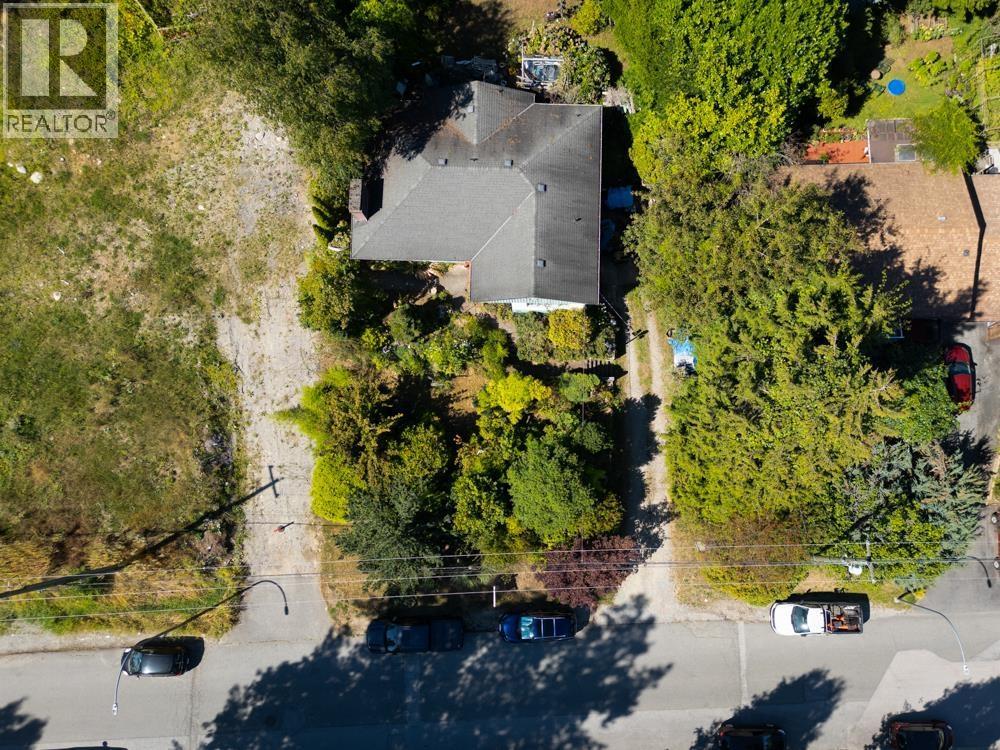 1827 Harbour Street, Port Coquitlam, BC