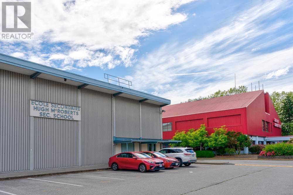 9520 Williams Road, Richmond, BC