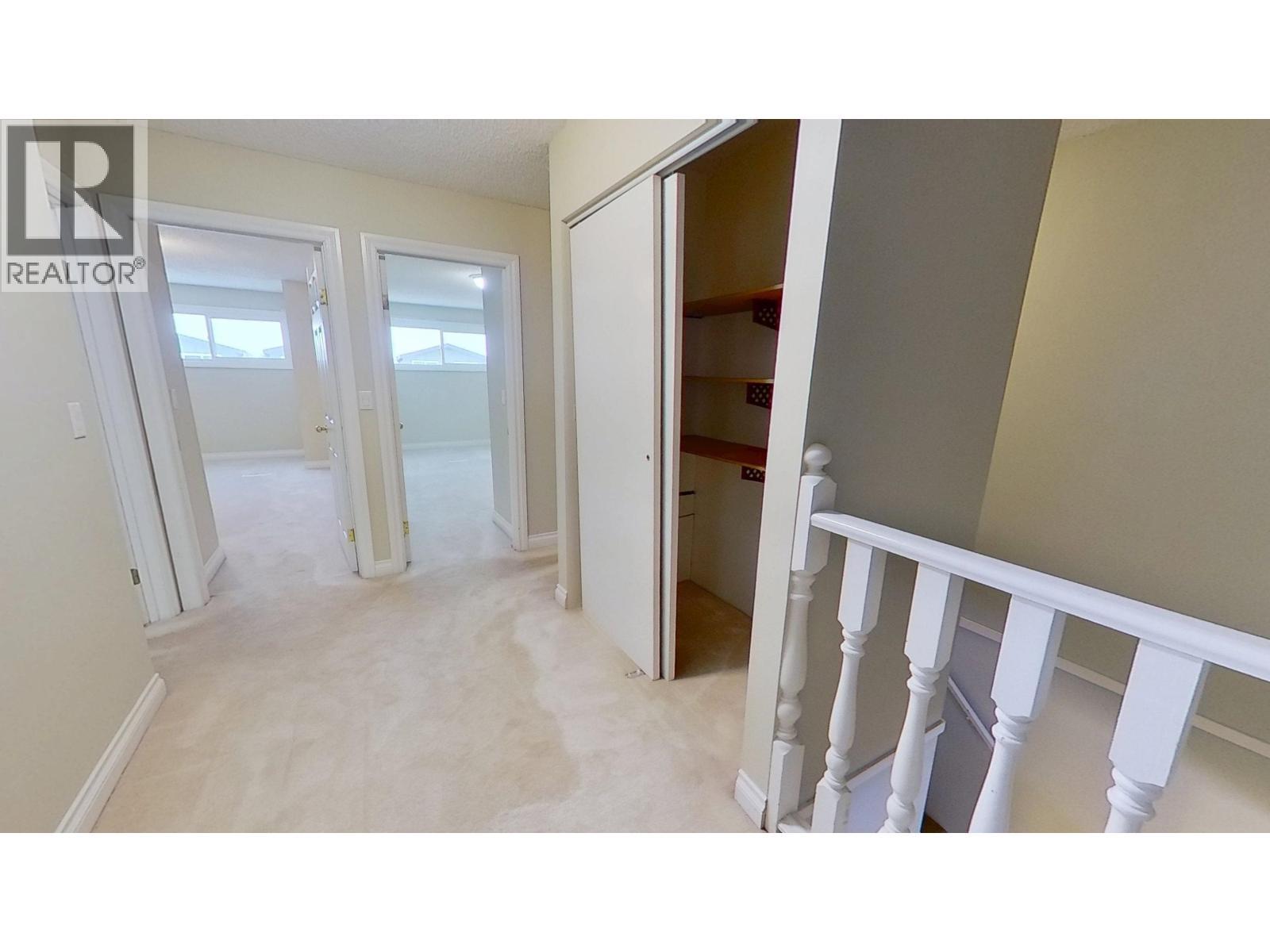 10830 102 Street, Fort St. John, BC - Indoor Photo Showing Other Room