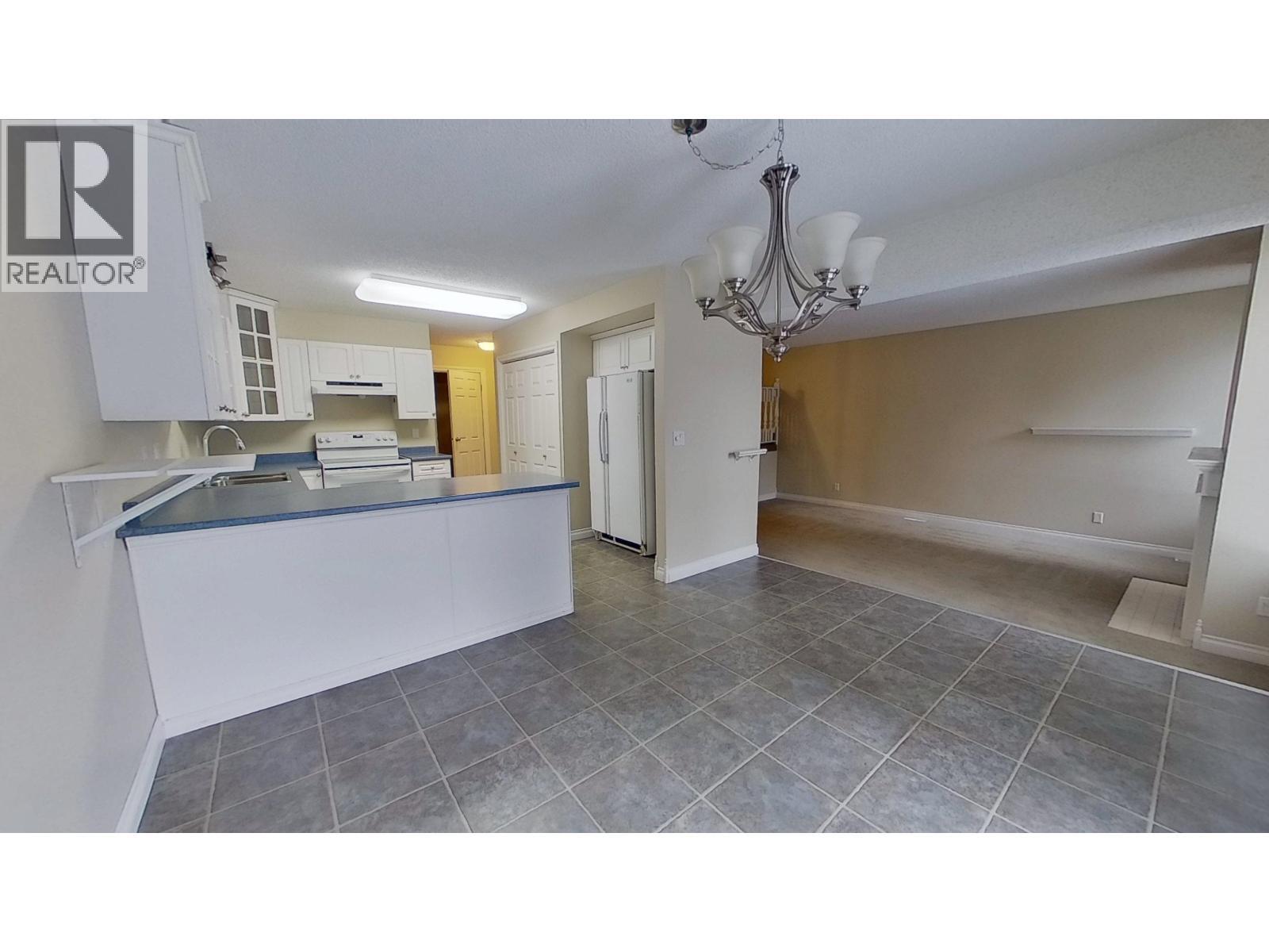 10830 102 Street, Fort St. John, BC - Indoor