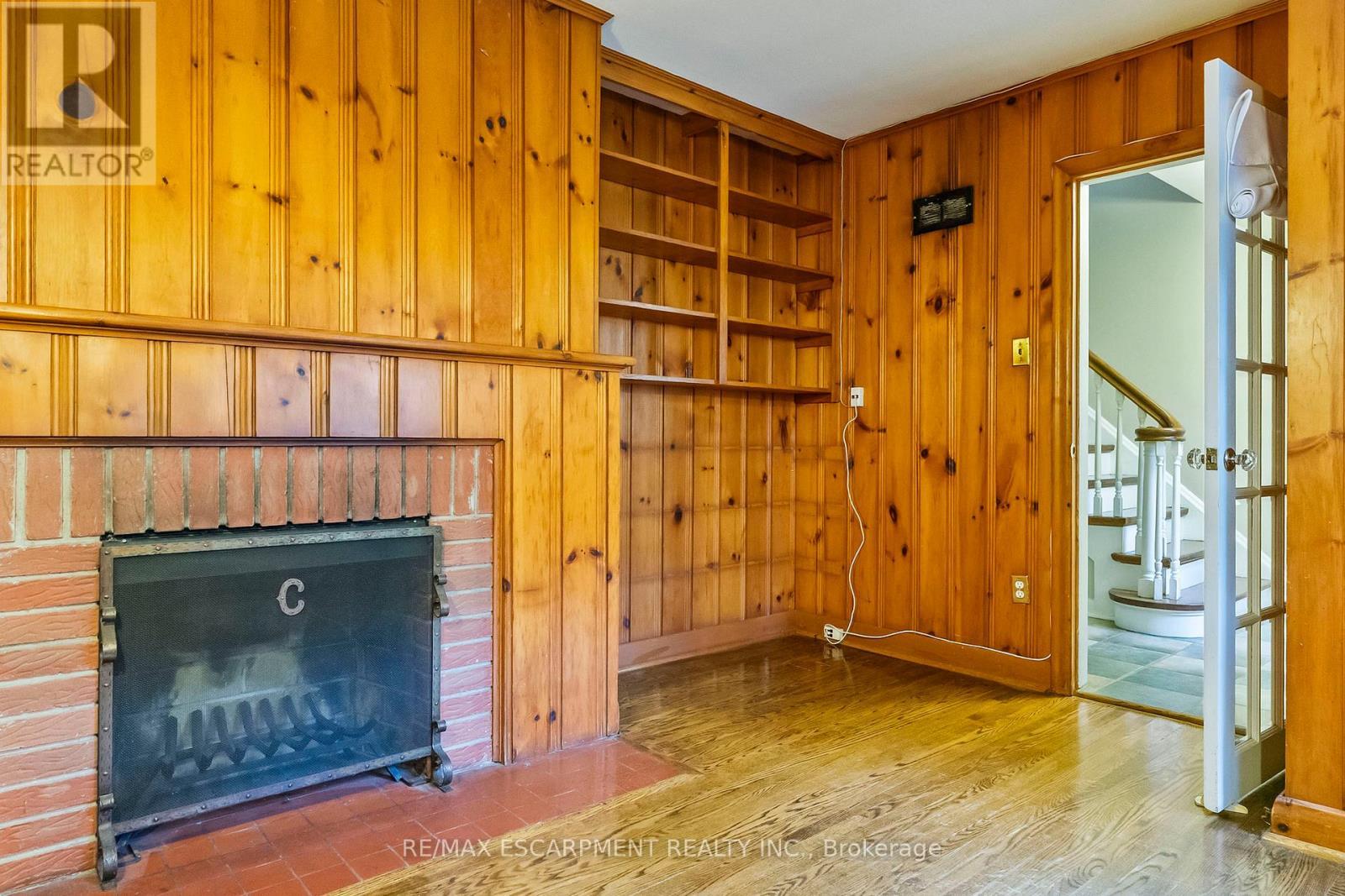 330 Poplar Drive, Oakville, ON - Indoor Photo Showing Other Room With Fireplace