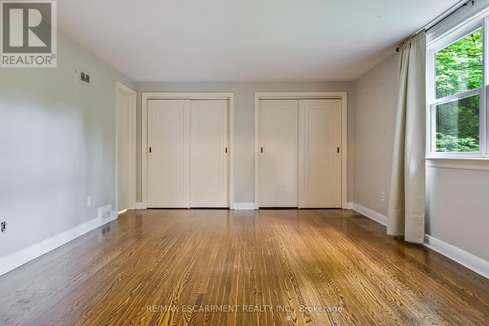330 Poplar Drive, Oakville, ON - Indoor Photo Showing Other Room
