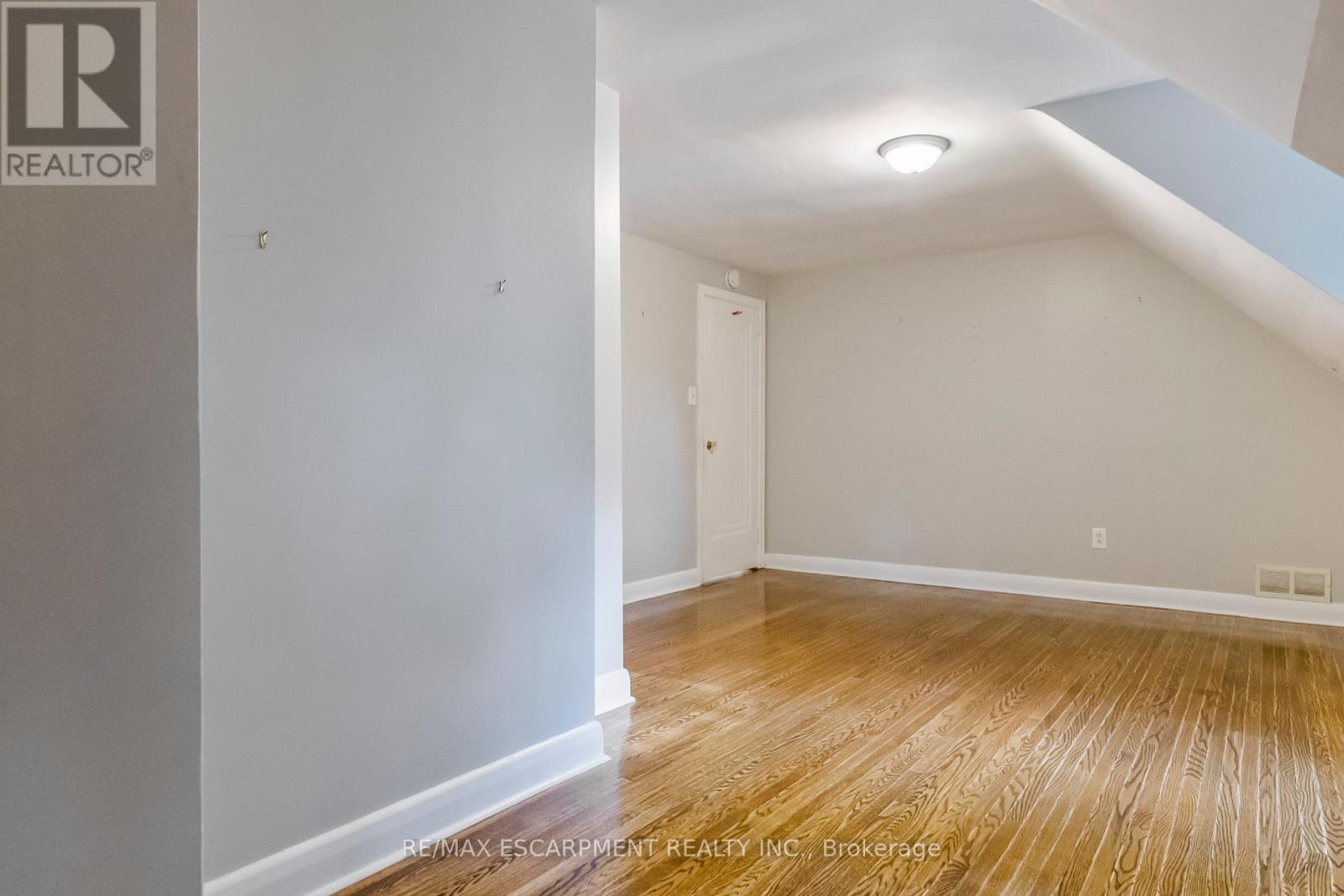 330 Poplar Drive, Oakville, ON - Indoor Photo Showing Other Room