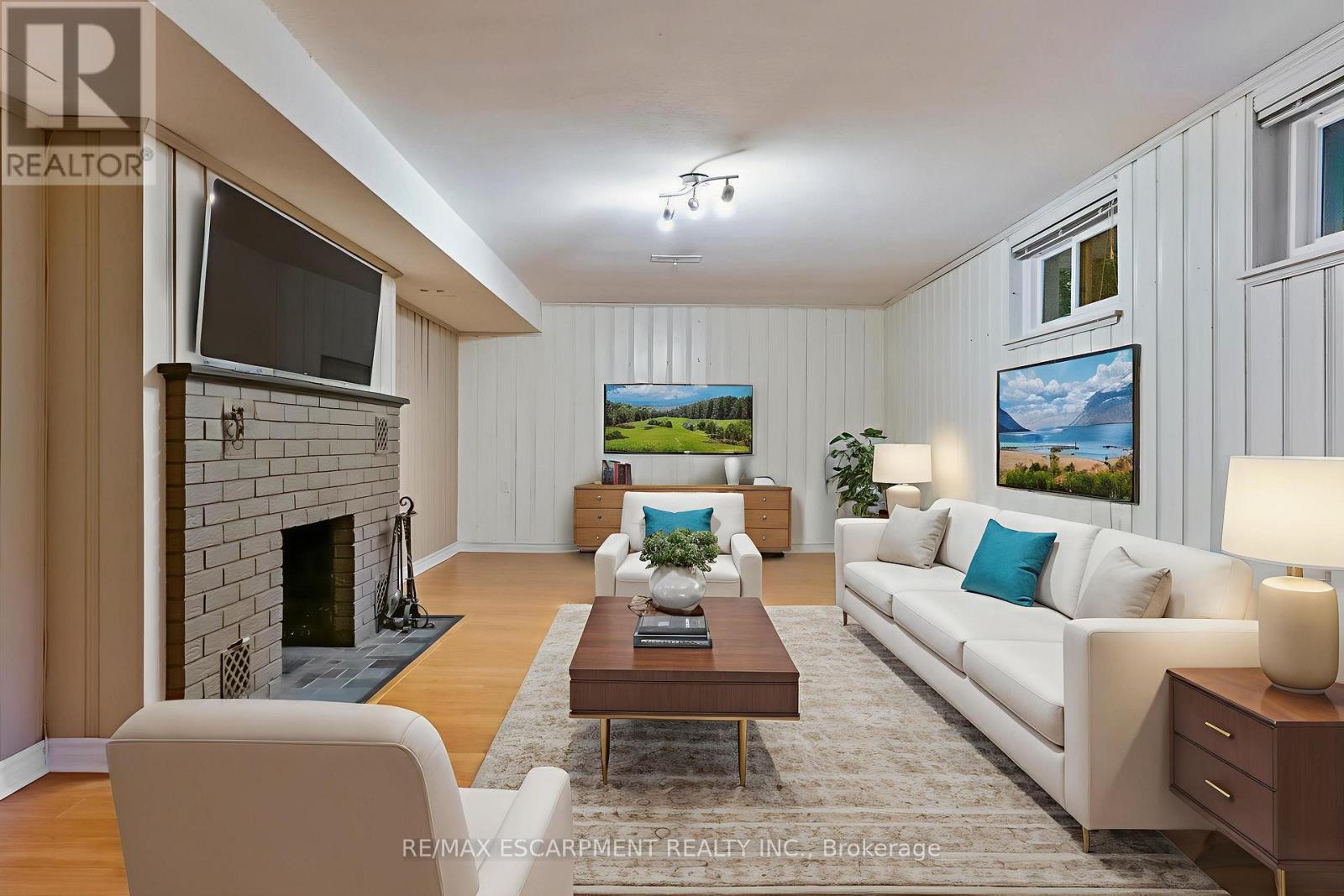 VIRTUALLY STAGED - 330 Poplar Drive, Oakville, ON - Indoor Photo Showing Living Room With Fireplace