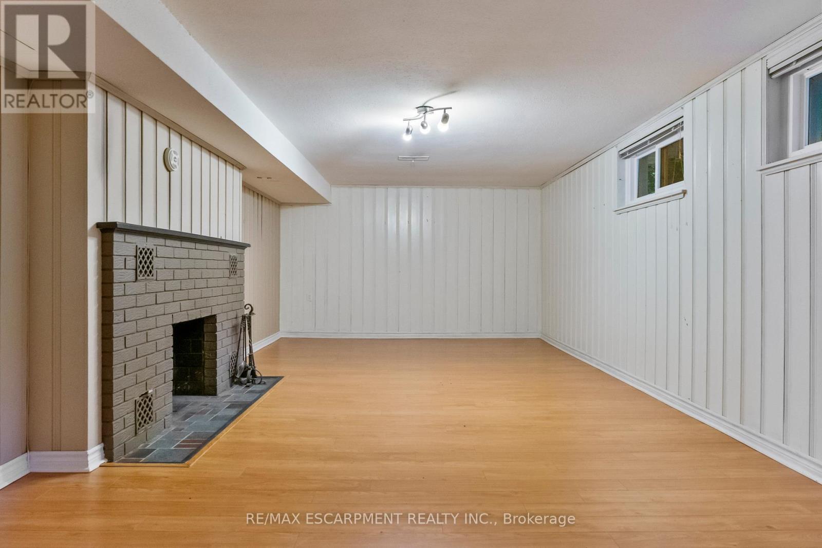 330 Poplar Drive, Oakville, ON - Indoor Photo Showing Other Room With Fireplace