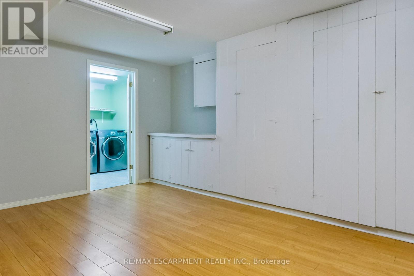 330 Poplar Drive, Oakville, ON - Indoor Photo Showing Other Room