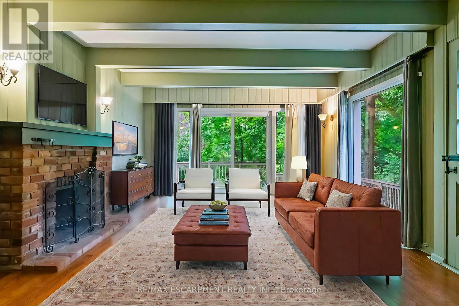 VIRTUALLY STAGED - 330 Poplar Drive, Oakville, ON - Indoor Photo Showing Living Room With Fireplace
