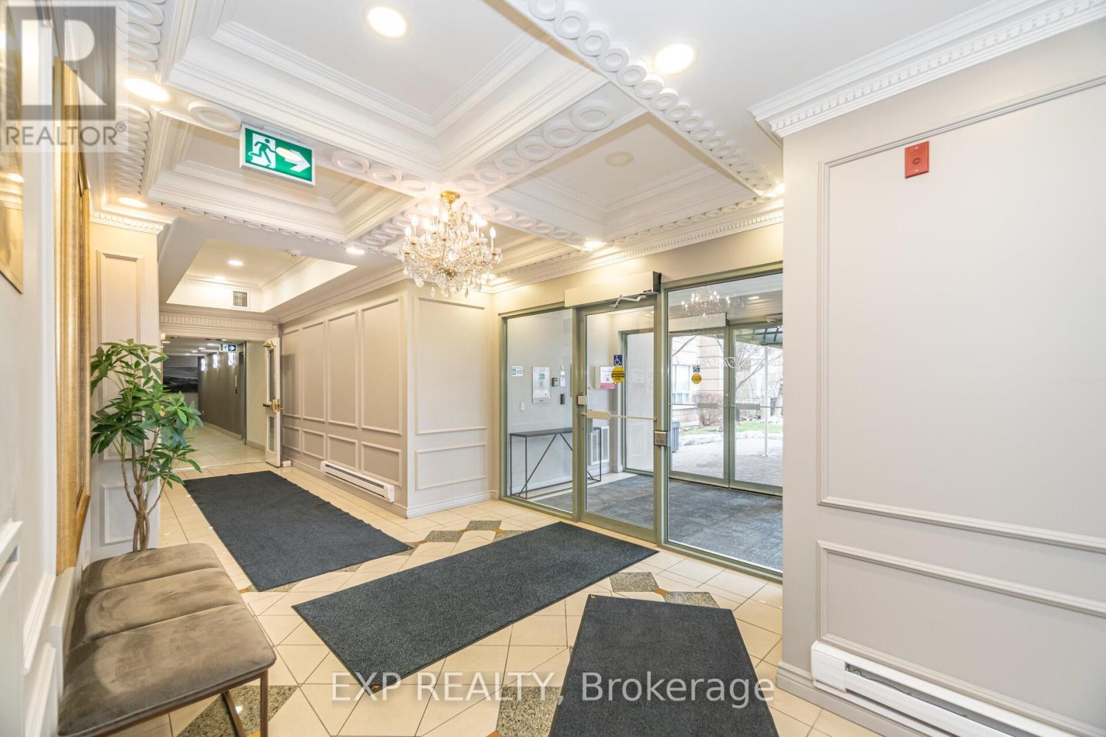 619 - 2075 Amherst Heights Drive, Burlington, ON - Indoor Photo Showing Other Room