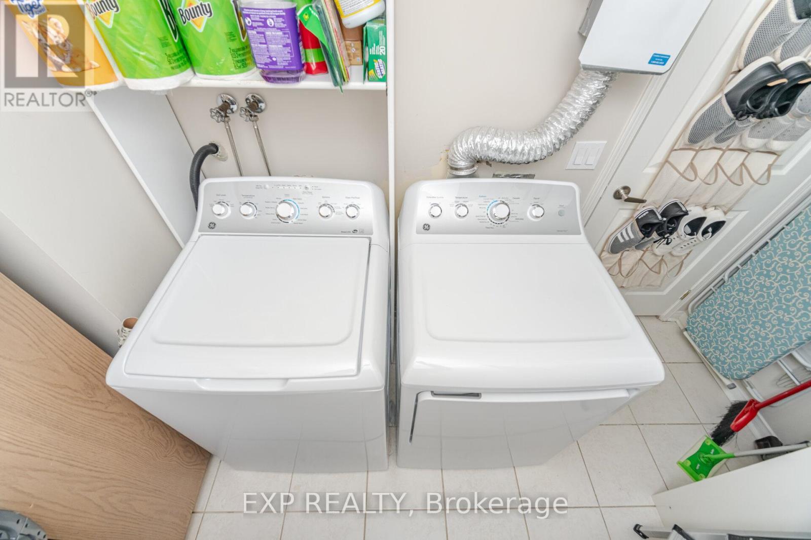 619 - 2075 Amherst Heights Drive, Burlington, ON - Photo Showing Laundry Room