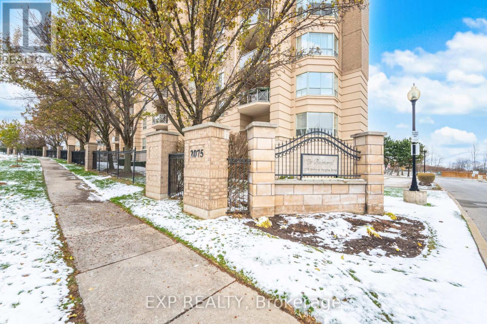 619 - 2075 Amherst Heights Drive, Burlington, ON - Outdoor