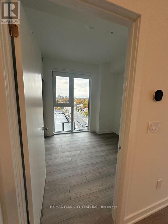 711 - 1007 The Queensway, Toronto, ON - Indoor Photo Showing Other Room