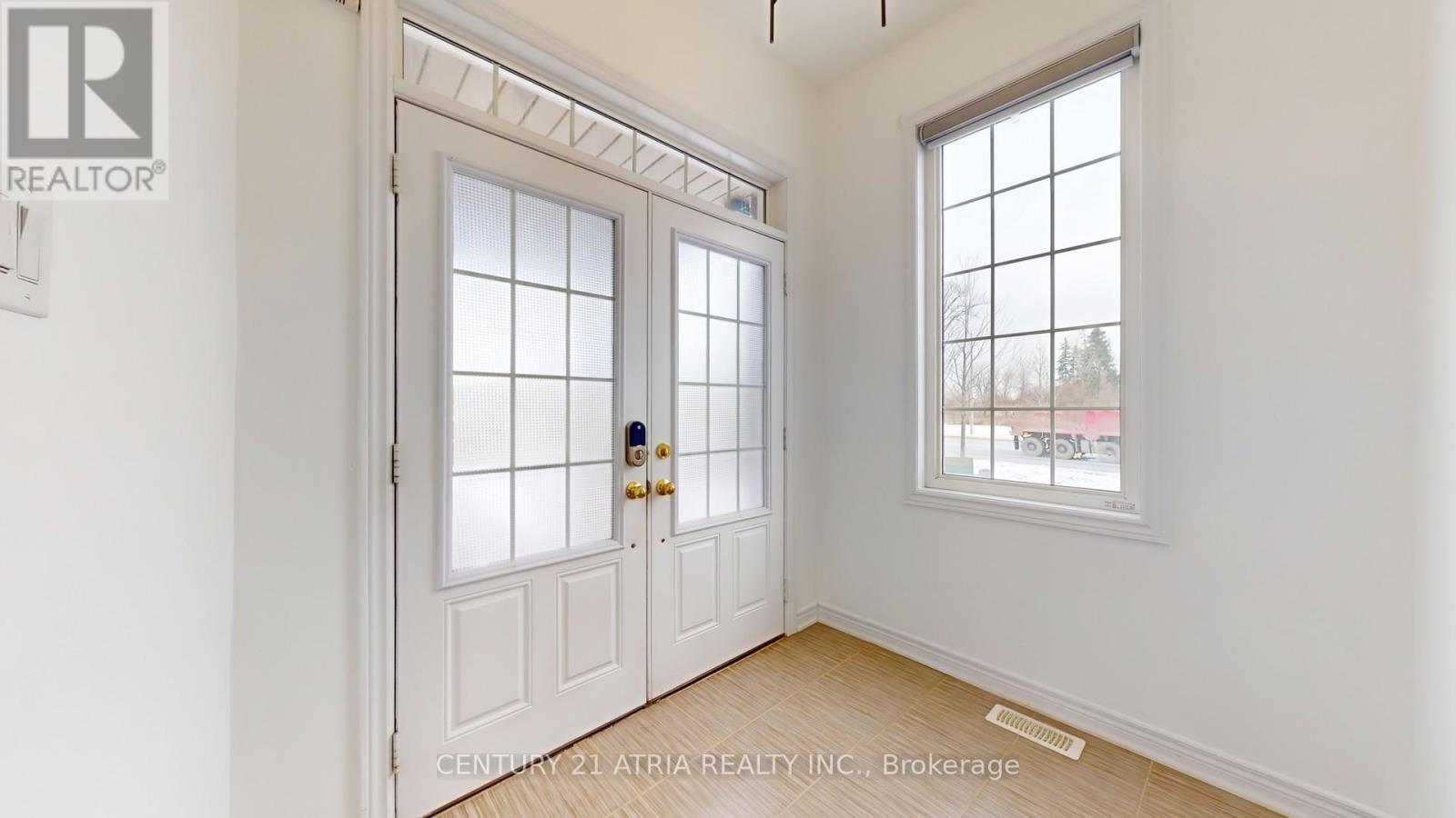 21 Gooseman Crescent, Markham, ON - Indoor Photo Showing Other Room